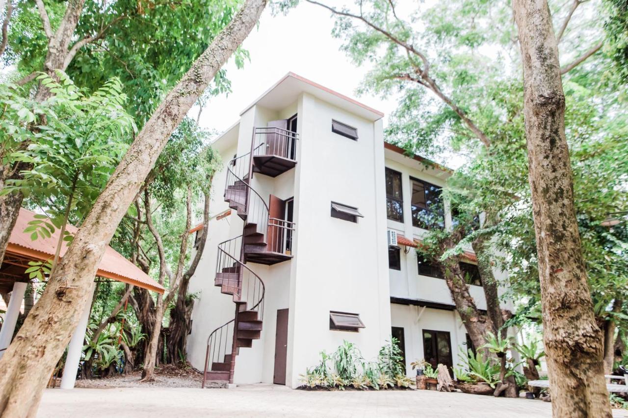 Nature'S Village Resort Bacolod Exterior foto