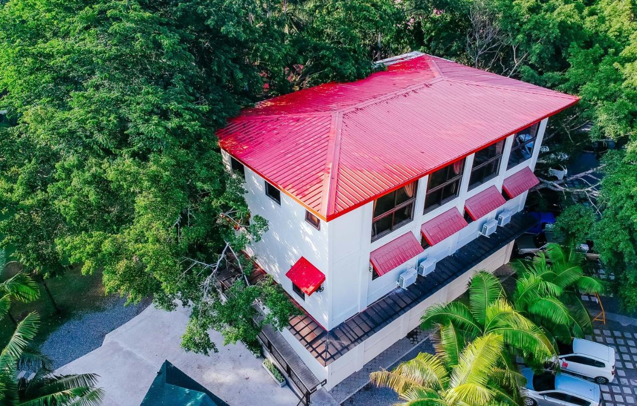 Nature'S Village Resort Bacolod Exterior foto