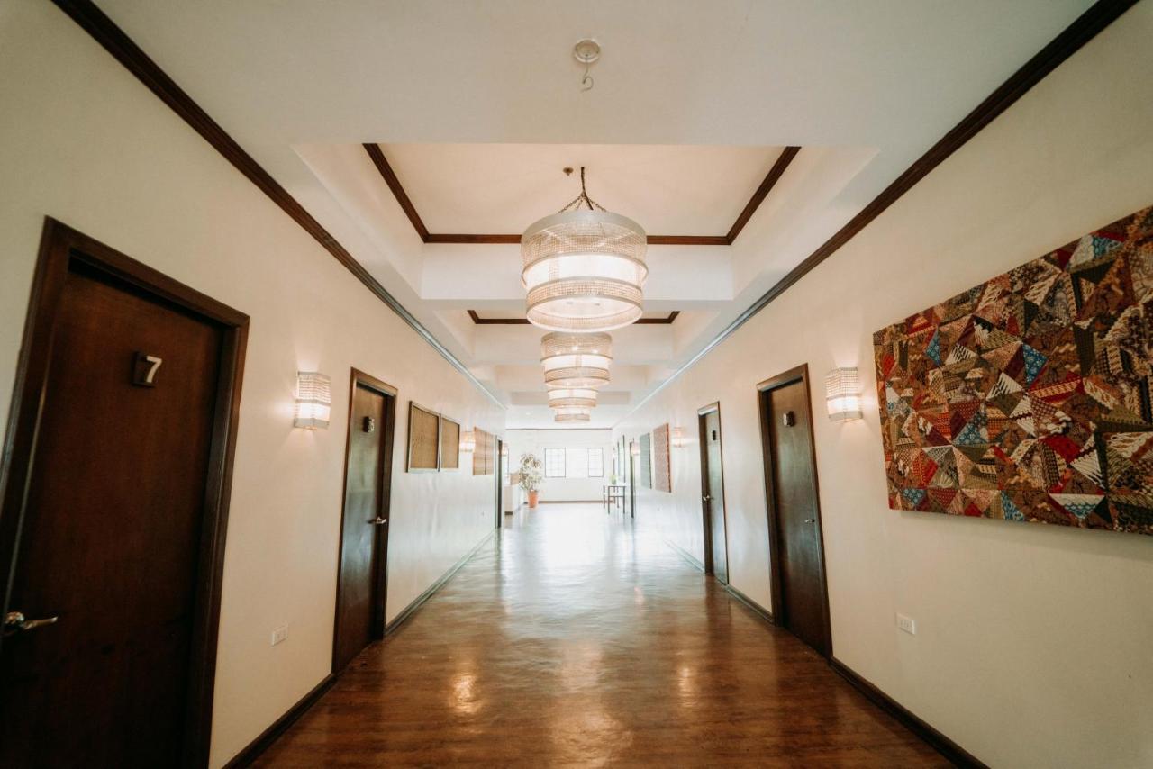 Nature'S Village Resort Bacolod Exterior foto